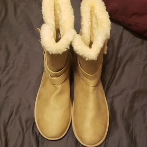 Women's boots